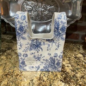Surrey Selena blue and white floral decorative vase - Brand new LAST ONE